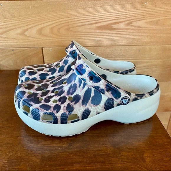 CROCS Leopard Print Classic Animal Remix Platform Clogs - Picture 4 of 7